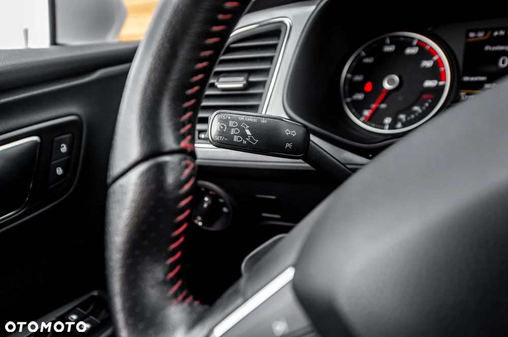 Seat Leon 1.8 TSI Start&Stop DSG FR - 25