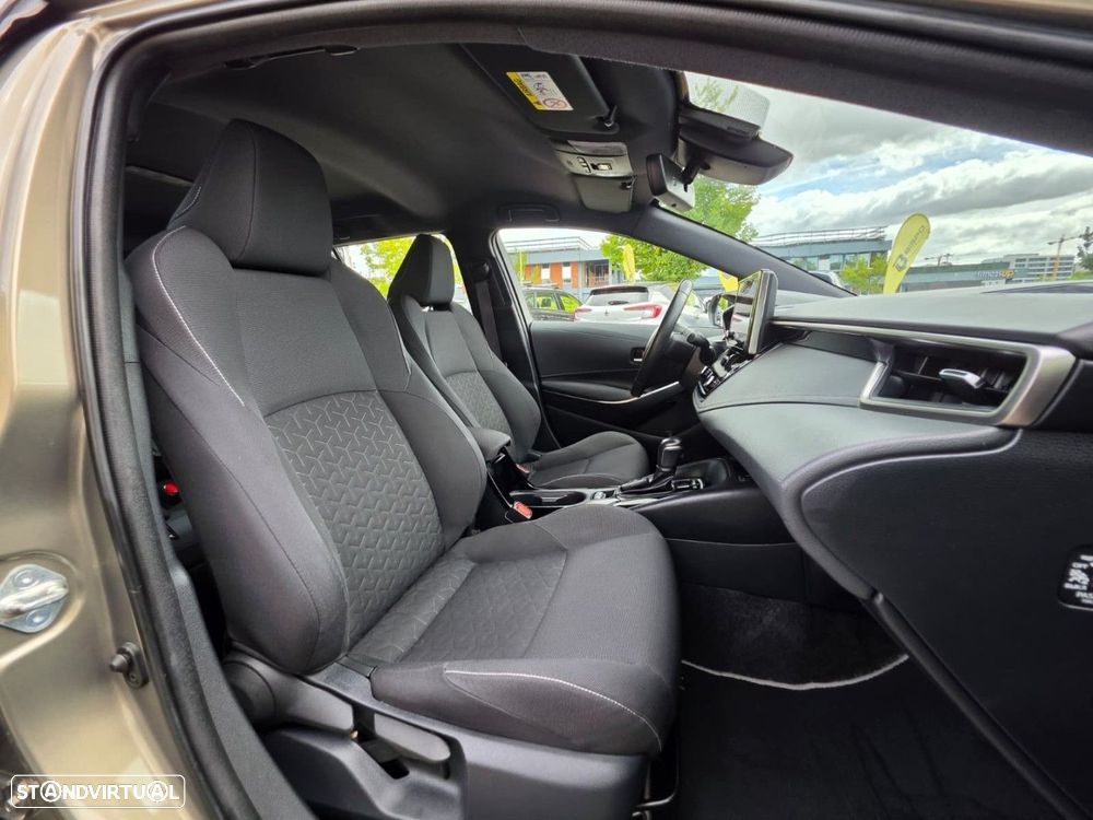 Toyota Corolla Touring Sports 1.8 Hybrid Comfort - 18