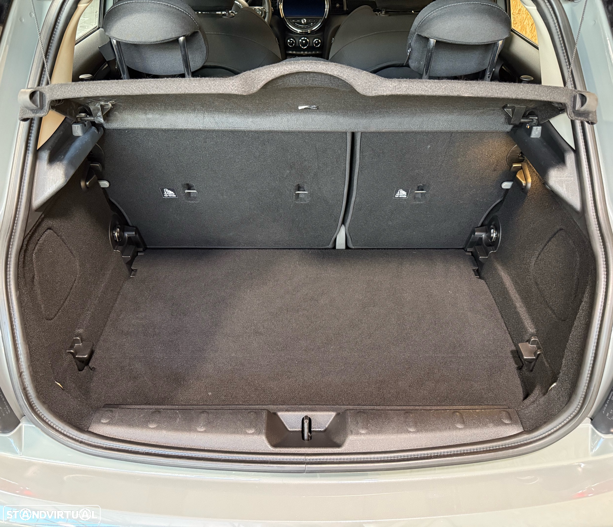 MINI 5 Portas Cooper D - 29
