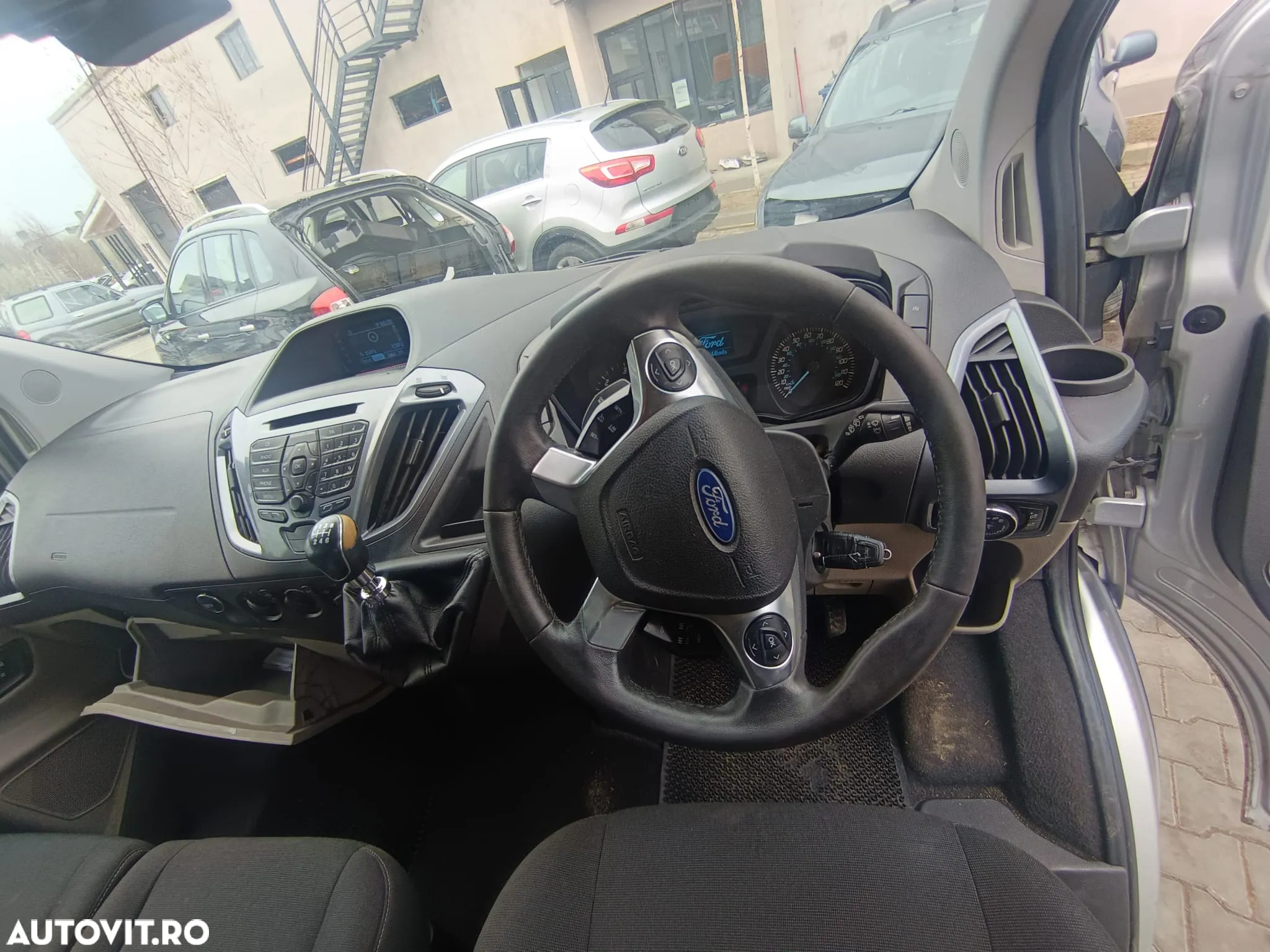 Dezmembram Ford Tourneo Custom 300LTD E-TECH 2014 2.2 Diesel, cutie de viteze manuala - 7