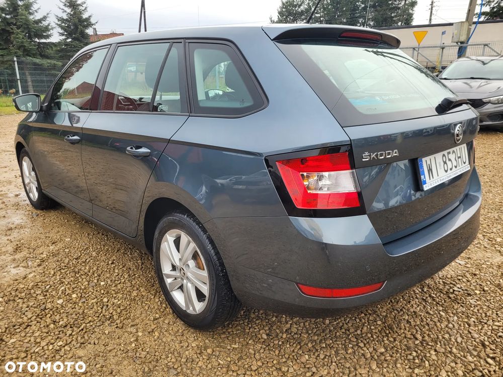 Skoda Fabia 1.0 TSI Ambition - 4