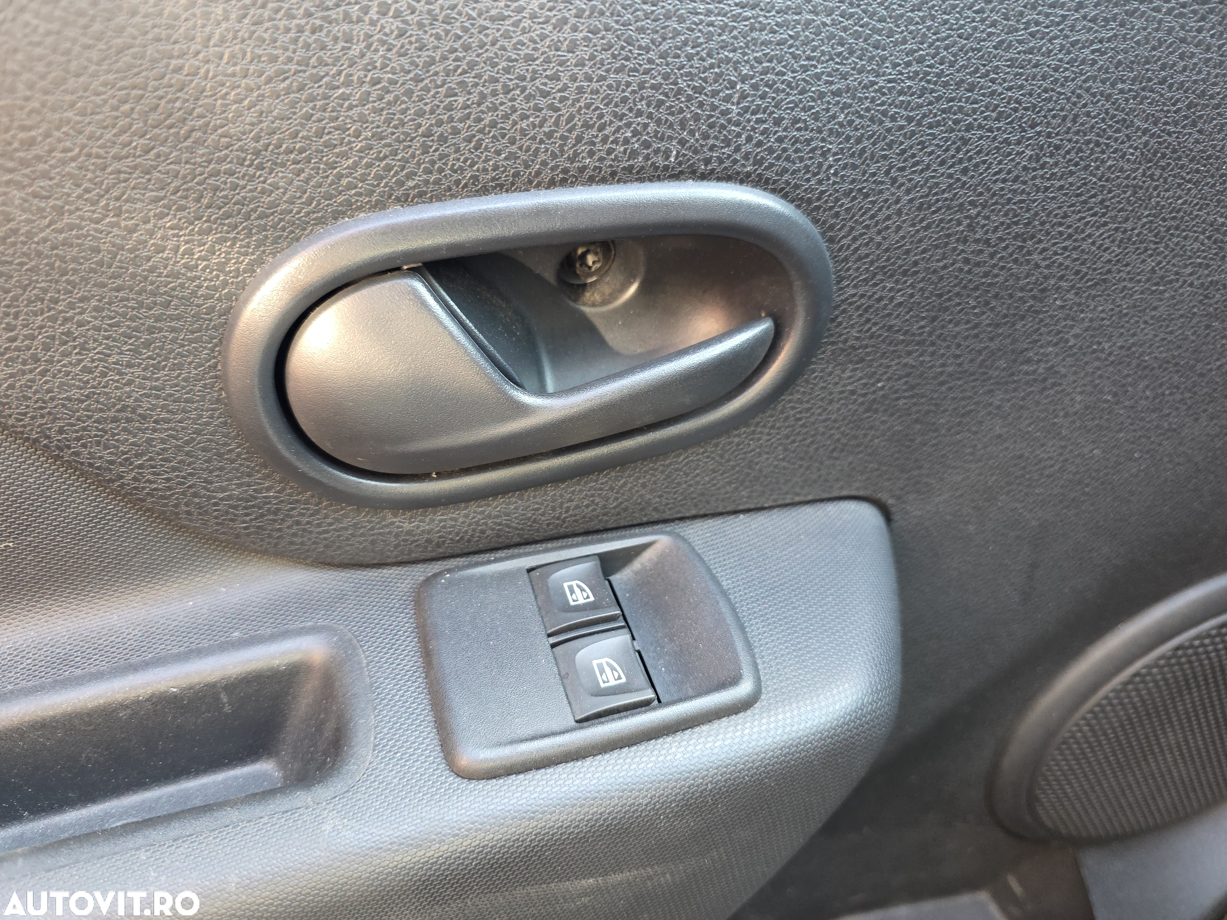 Dacia Sandero 1.0 SCe Ambiance - 9