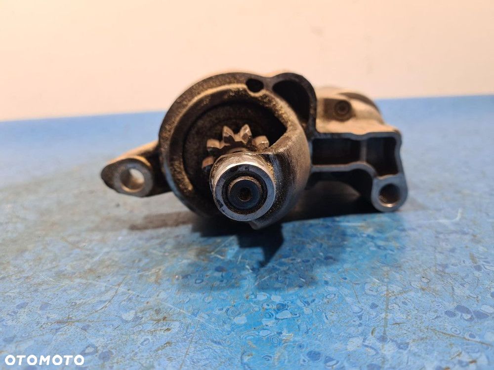 AUDI A4 B8 ROZRUSZNIK 1005831842 2.0 TDI - 3