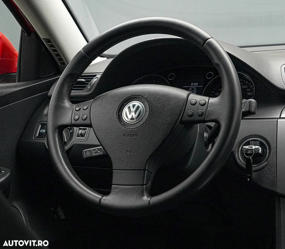 Volkswagen Passat 2.0 TDI DPF Trendline Blue Motion Technology - 18