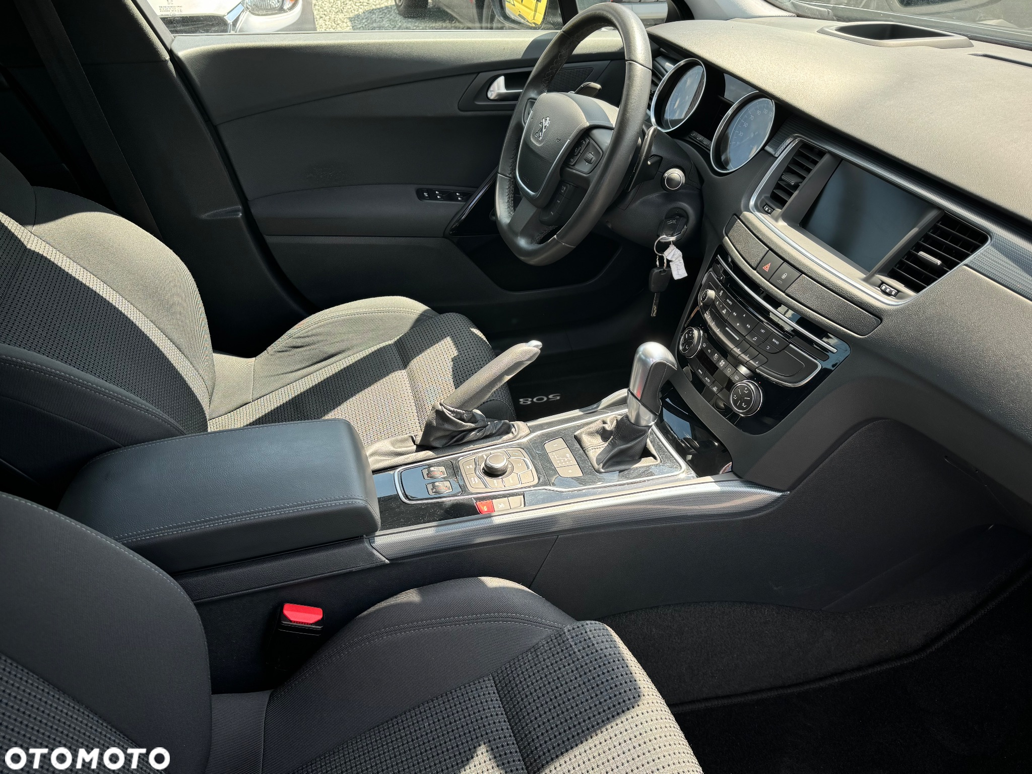 Peugeot 508 1.6 T Business Line - 28