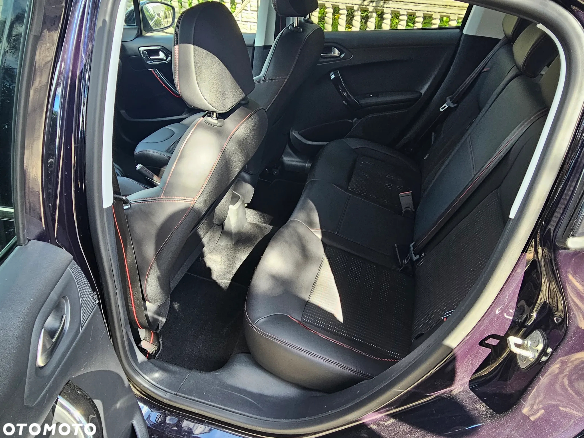 Peugeot 208 Blue-HDi 100 Stop&Start Allure - 25