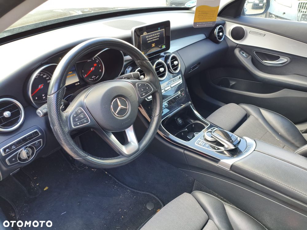 Mercedes-Benz Klasa C 250 9G-TRONIC Edition - 8