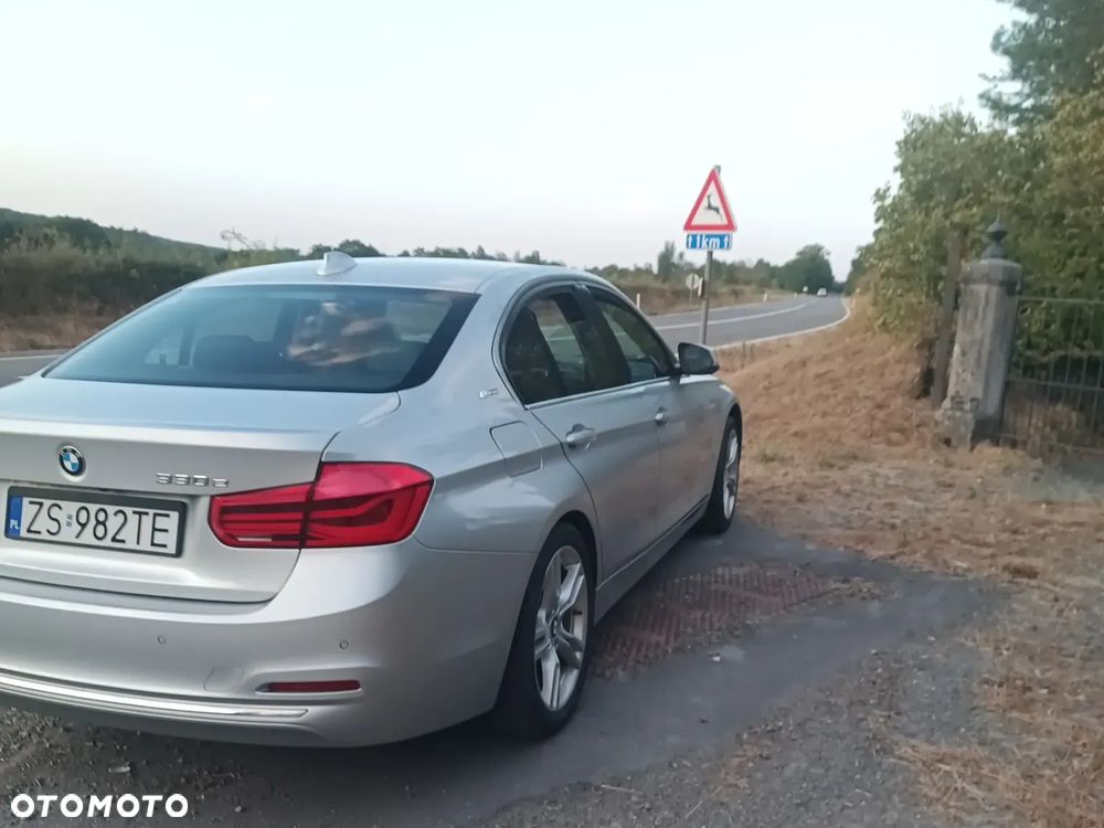 BMW Seria 3 330e iPerformance Luxury Line - 5