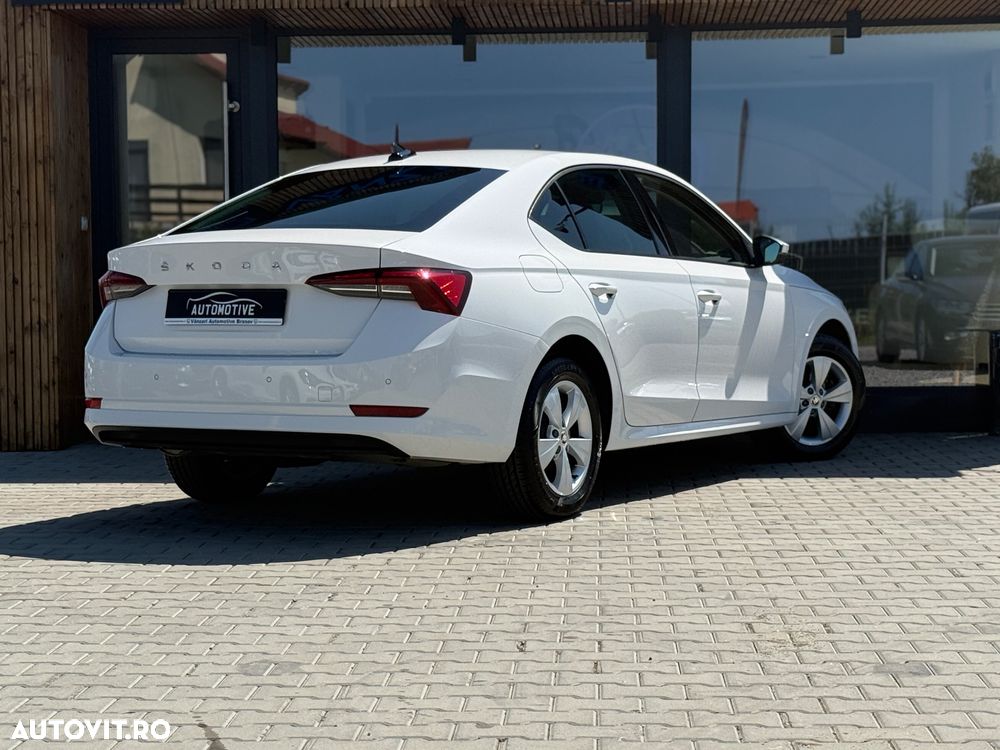 Skoda Octavia Combi 2.0 TDI Ambition - 20