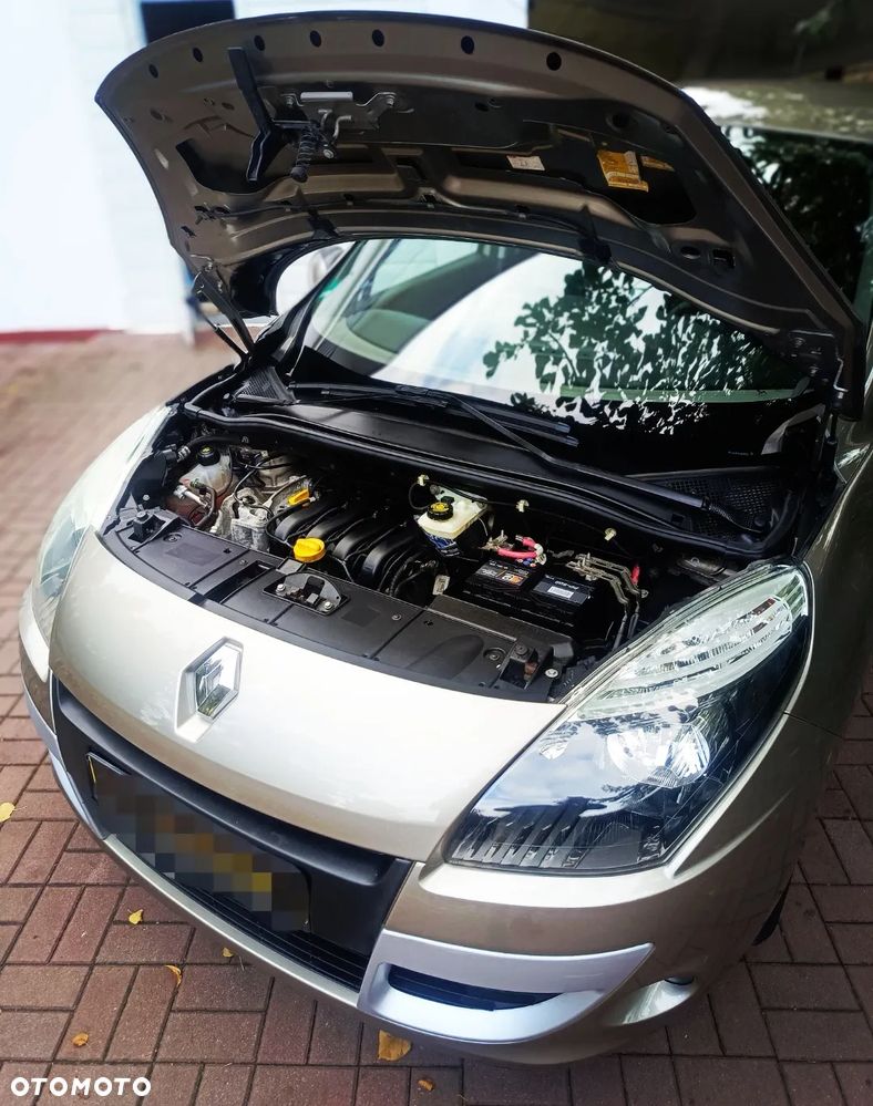 Renault Scenic 1.6 16V 110 Expression - 20