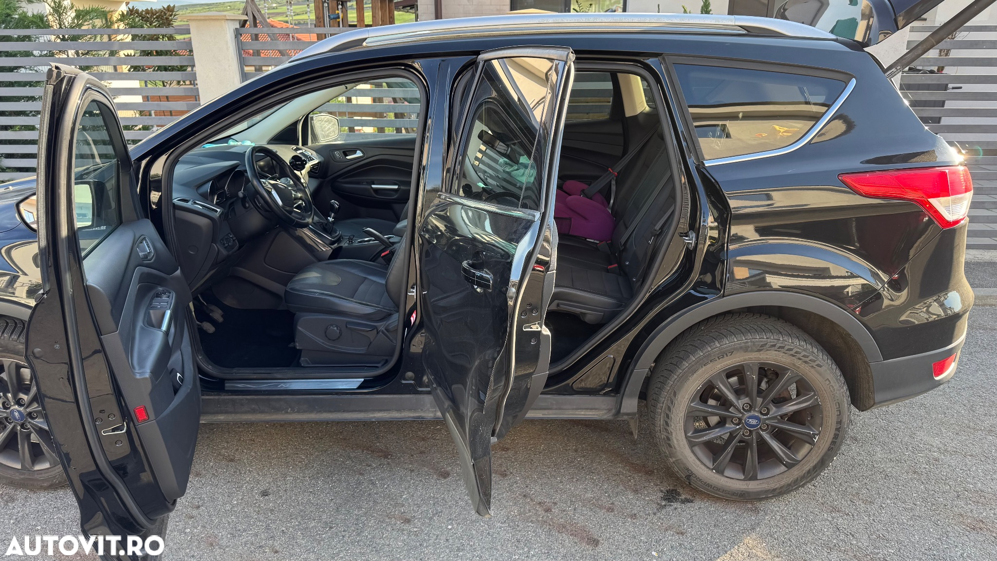 Ford Kuga 2.0 TDCi 4WD Titanium - 28