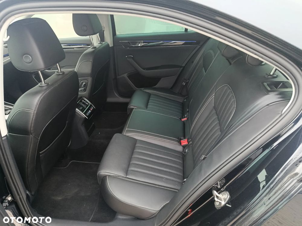 Skoda Superb 2.0 TSI 4x4 L&K DSG - 12