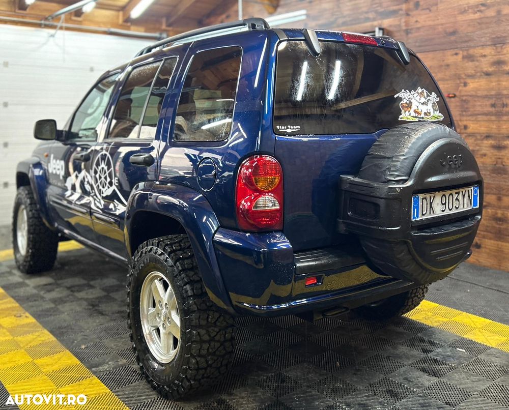 Jeep Cherokee - 3