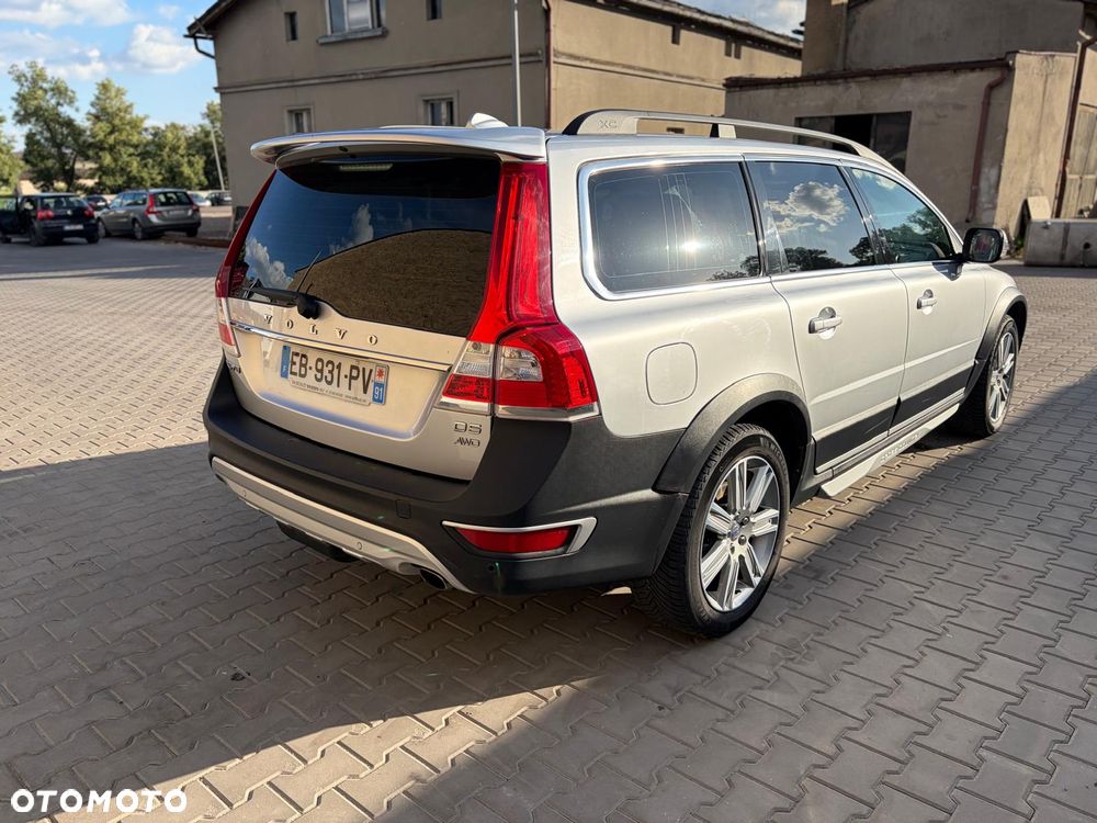 Volvo XC 70 D5 AWD Summum - 2