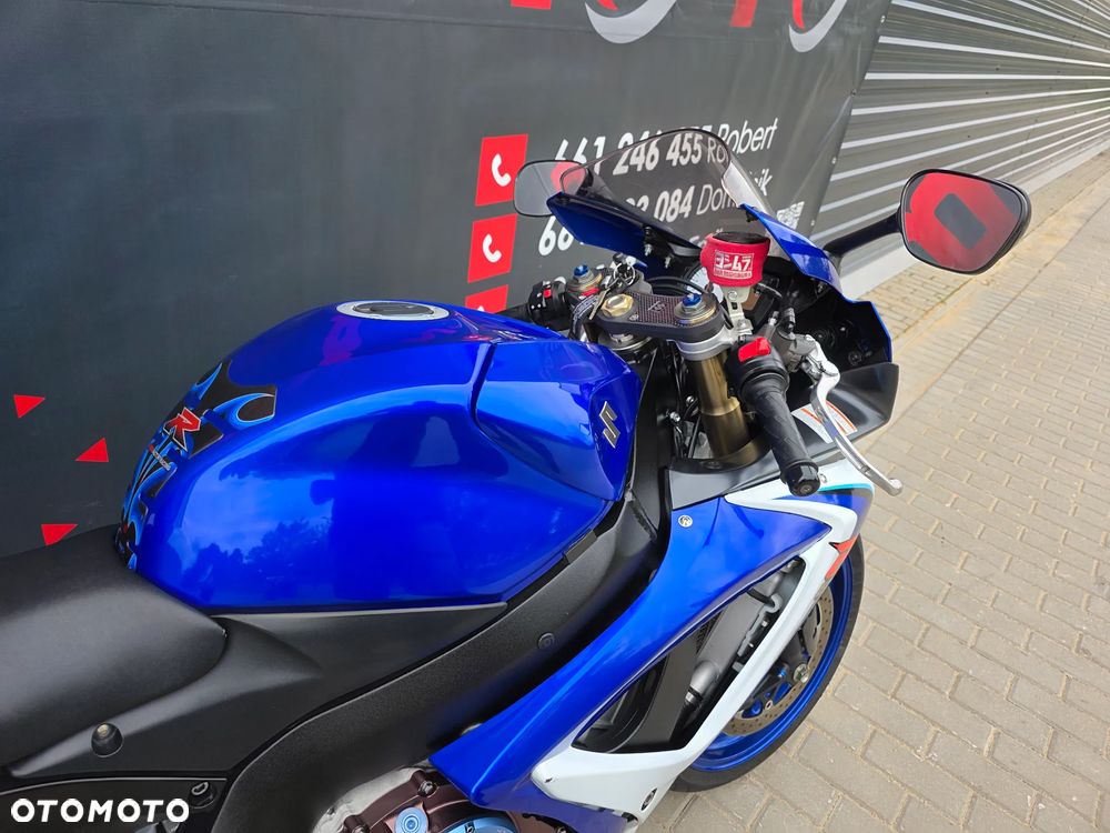 Suzuki GSX-R - 22