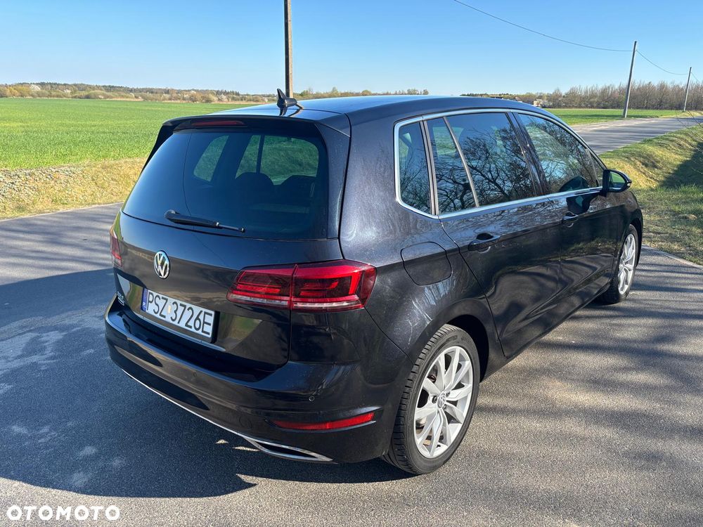 Volkswagen Golf Sportsvan 1.5 TSI ACT OPF DSG Highline - 4