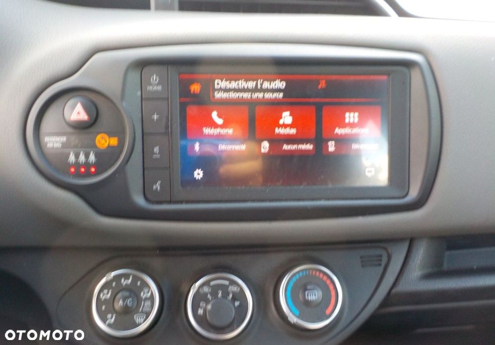 Toyota Yaris - 30