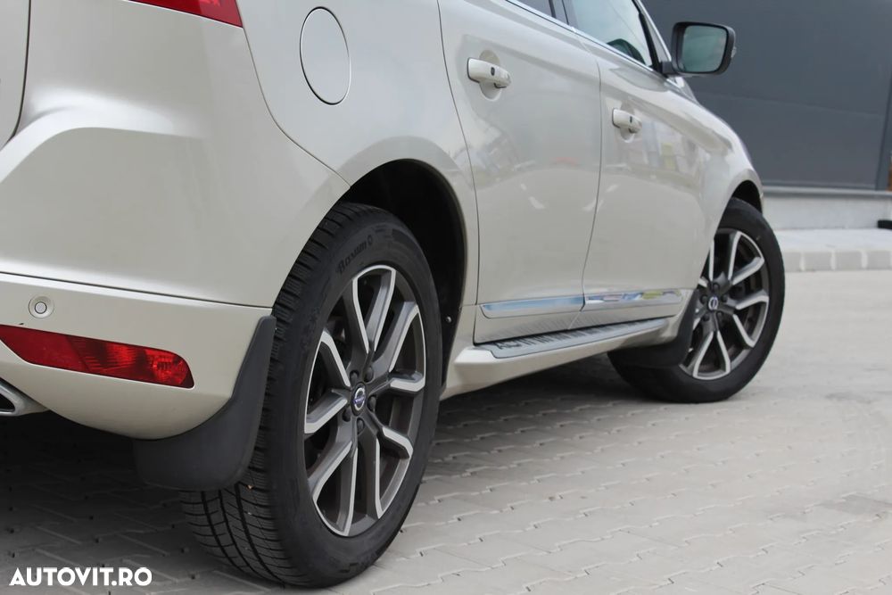 Volvo XC 60 D5AWD Summum - 7