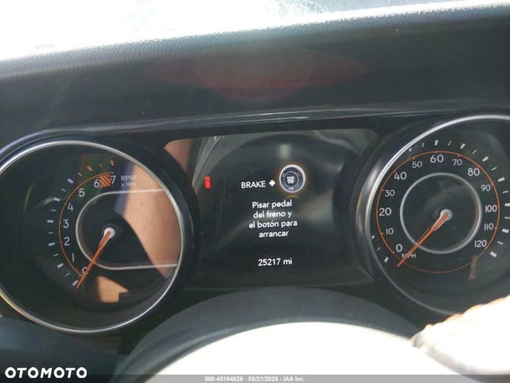 Jeep Wrangler - 12