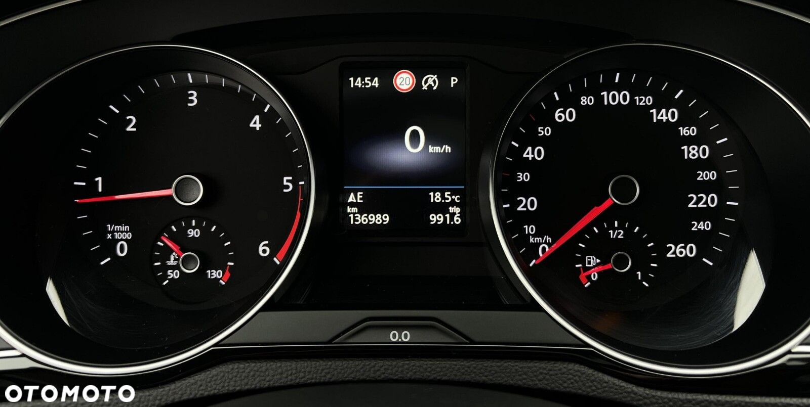 Volkswagen Passat 2.0 TDI EVO Business DSG - 24