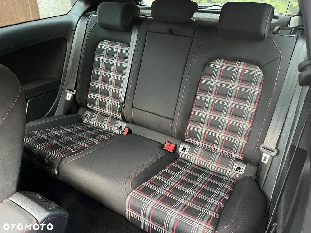 Volkswagen Golf 2.0 TSI BMT GTI Performance - 10
