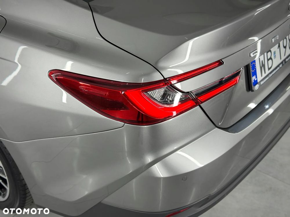 Toyota Camry 2.5 Hybrid Prestige CVT - 9