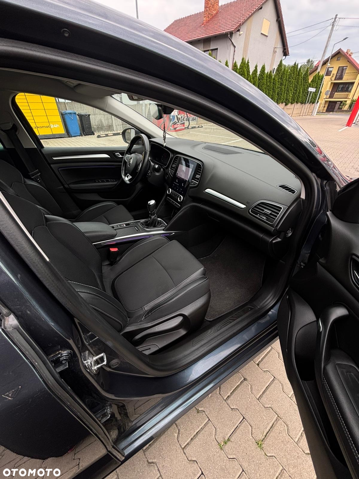 Renault Megane 1.3 TCe FAP Limited - 11