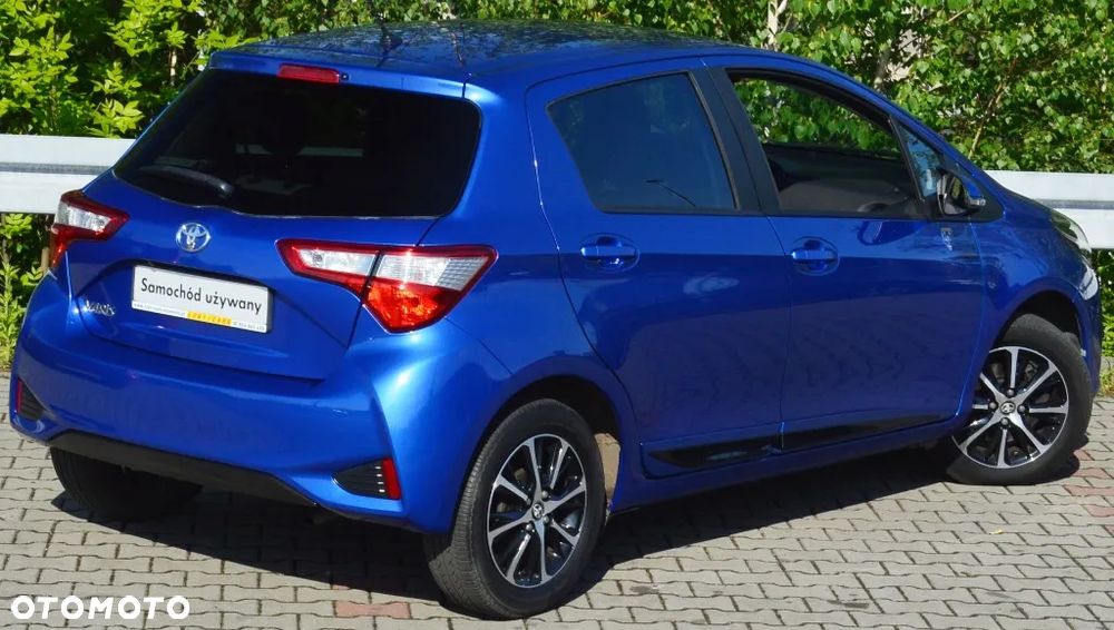 Toyota Yaris - 12