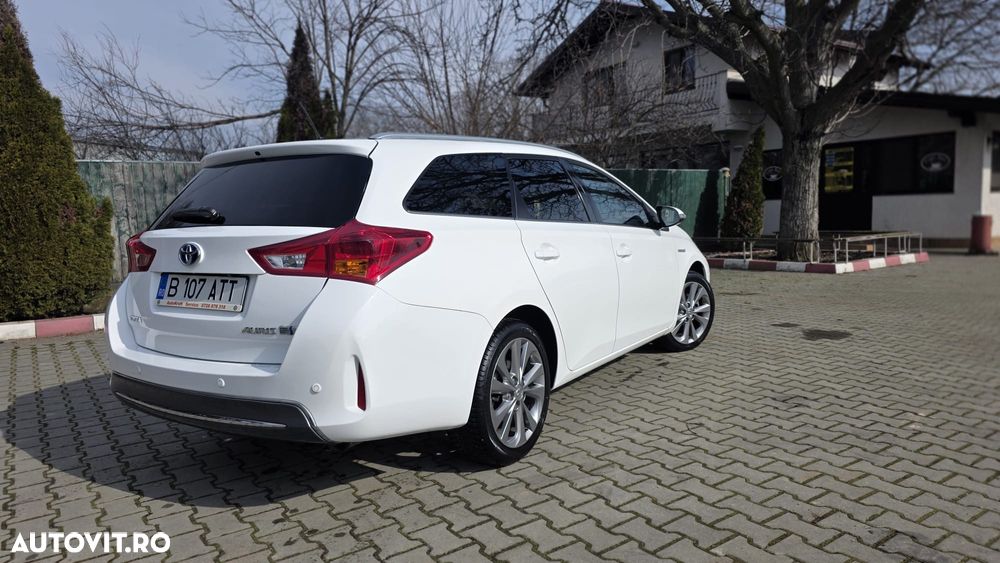 Toyota Auris 1.8 VVT-i Automatik Design Edition - 17