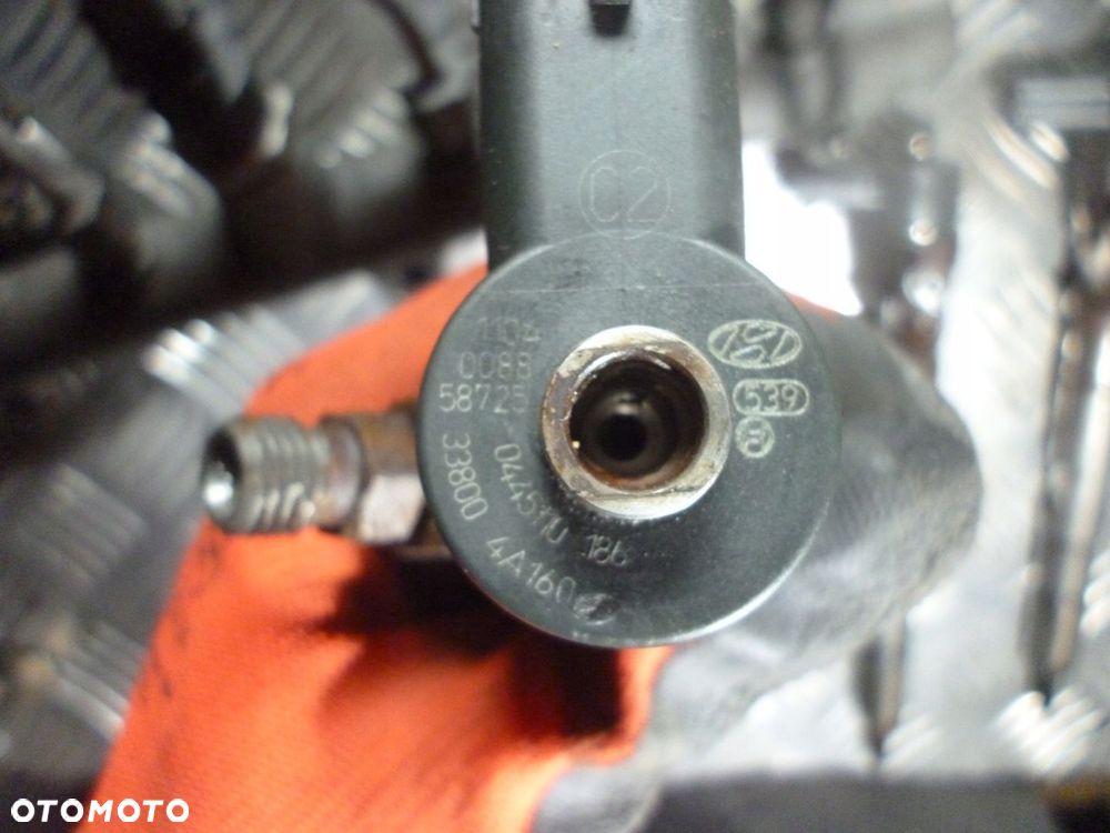 KOMPLETNY UKŁAD WTRYSKOWY POMPA WTRYSKI LISTWA KIA SORENTO 2.5 CRDI - 4