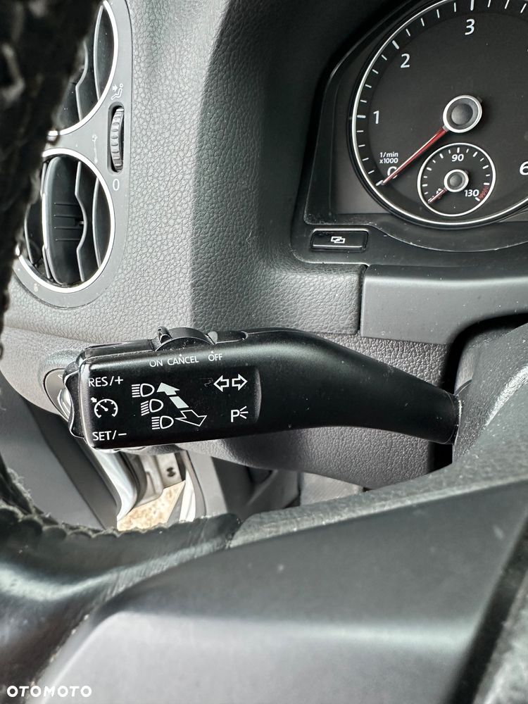 Volkswagen Golf Plus 1.6 TDI DPF BlueMotion Technology Team - 10