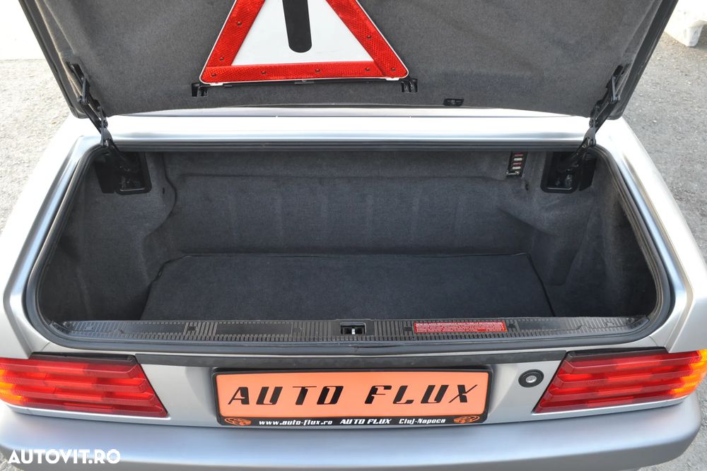 Mercedes-Benz SL - 25