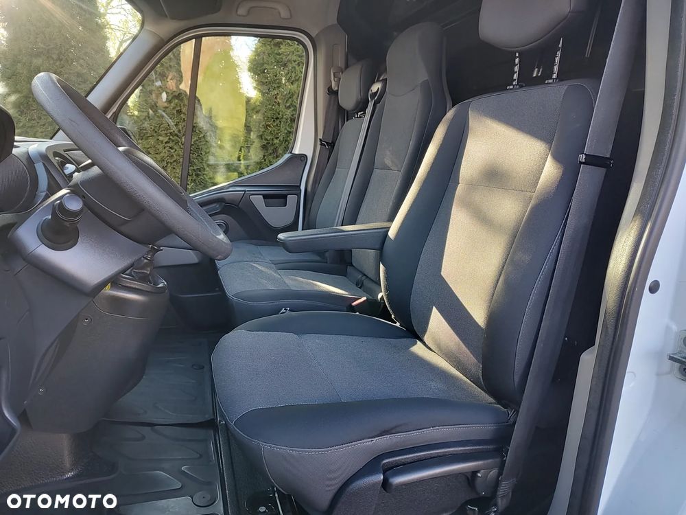 Renault Master - 25