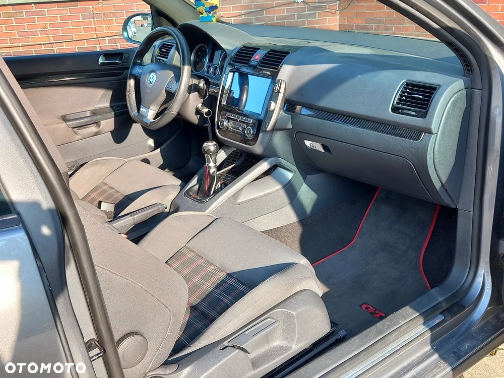 Volkswagen Golf 2.0 GTI - 3