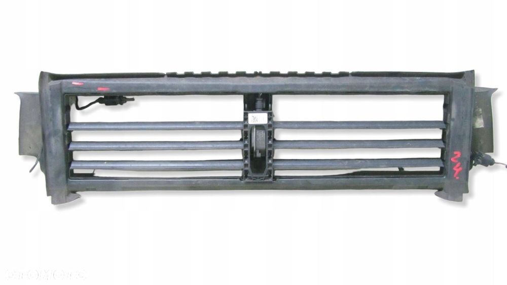 AUDI A4 B9 ŻALUZJA KIEROWNICA POWIETRZA 8W0122321D - 5