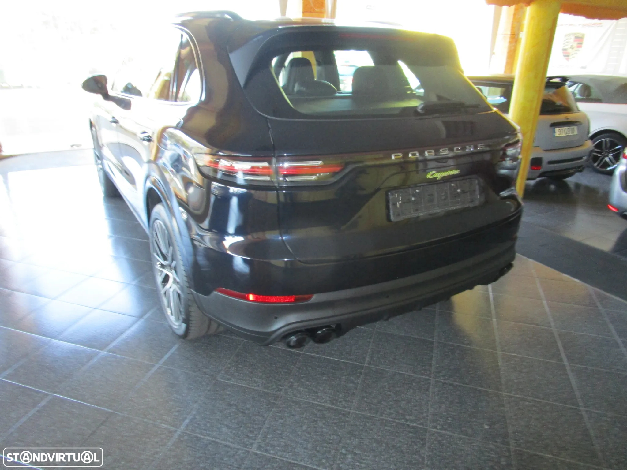 Porsche Cayenne E-Hybrid Platinum Edition - 9