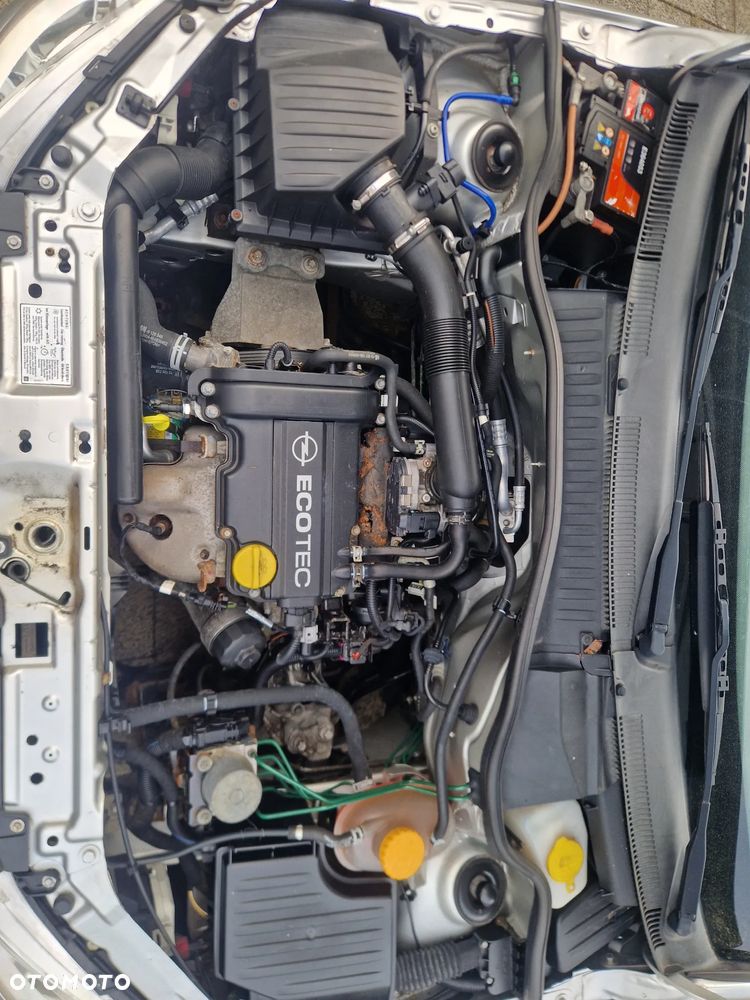 Opel Corsa - 12