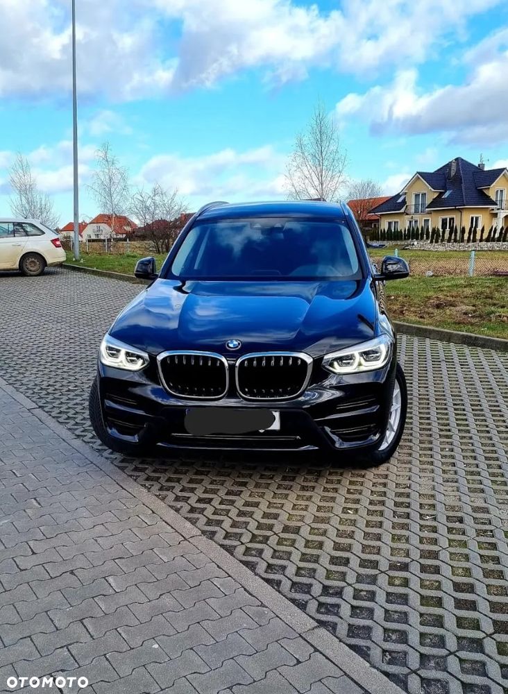BMW X3 xDrive20i Advantage - 1
