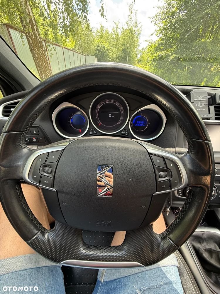 Citroën DS4 e-HDi 115 SoChic - 14