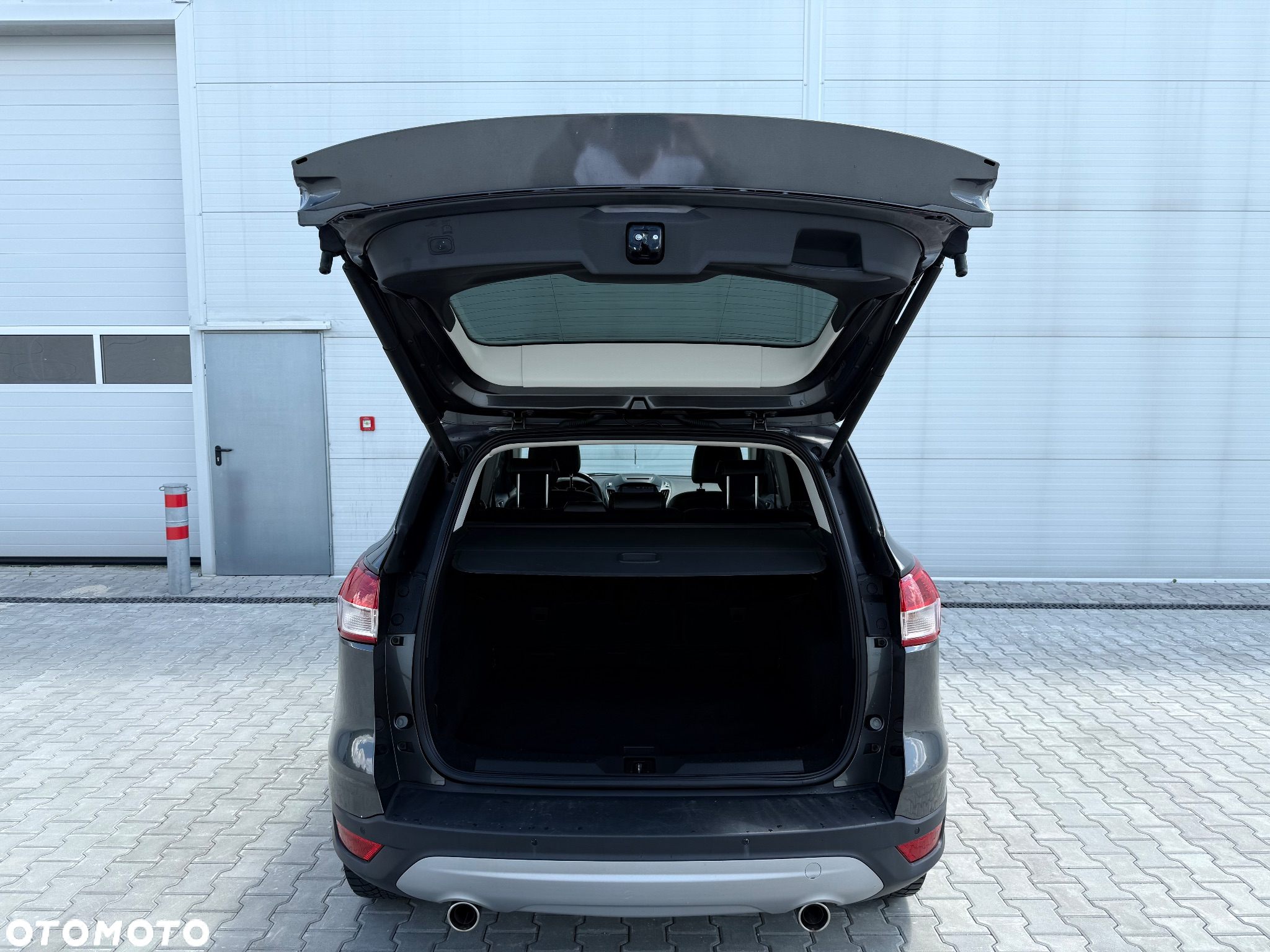 Ford Kuga 2.0 TDCi 4WD Titanium - 29