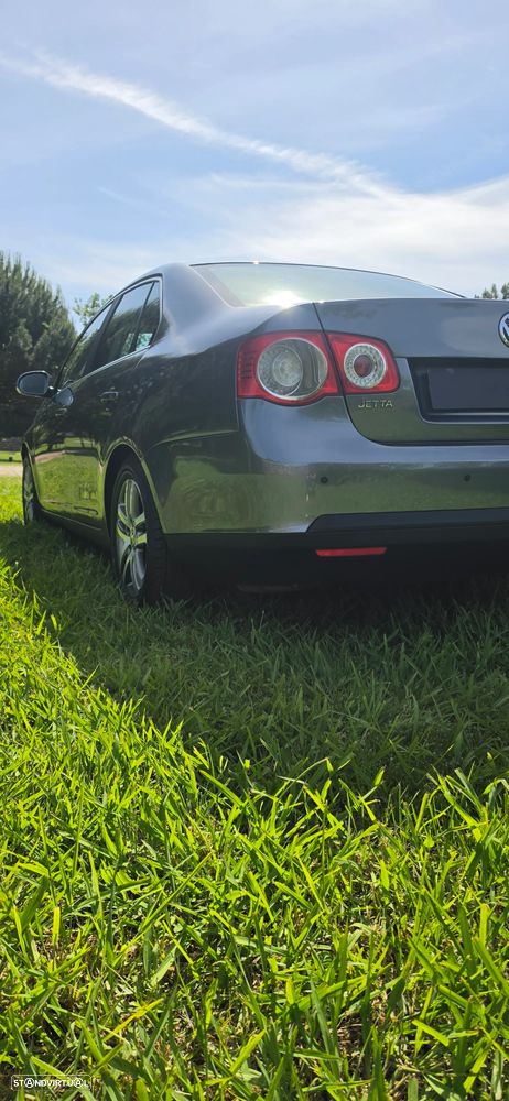 VW Jetta 1.9 TDi BlueM. Trendline - 3