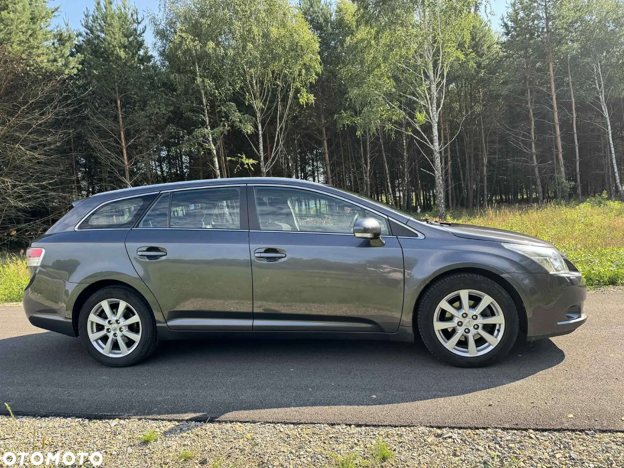Toyota Avensis 1.8 Sol EU5 - 4