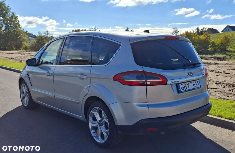 Ford S-Max 2011 photo 4