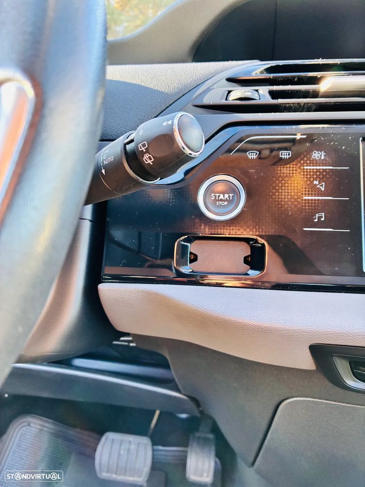 Citroën Grand C4 Spacetourer 1.5 BlueHDi Shine EAT8 - 12