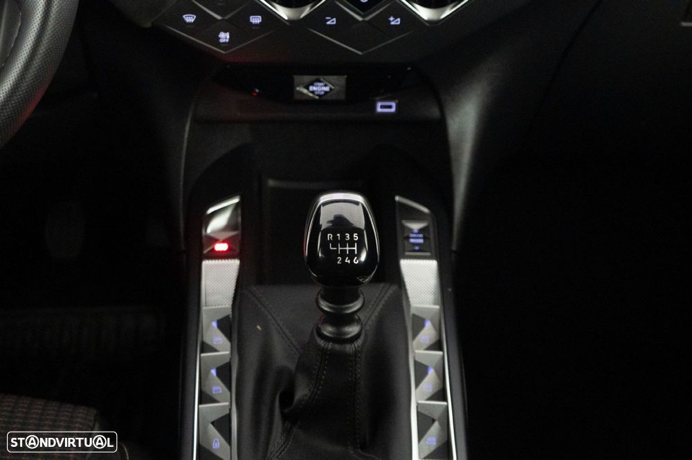 DS DS3 1.2 PureTech Performance Line - 27