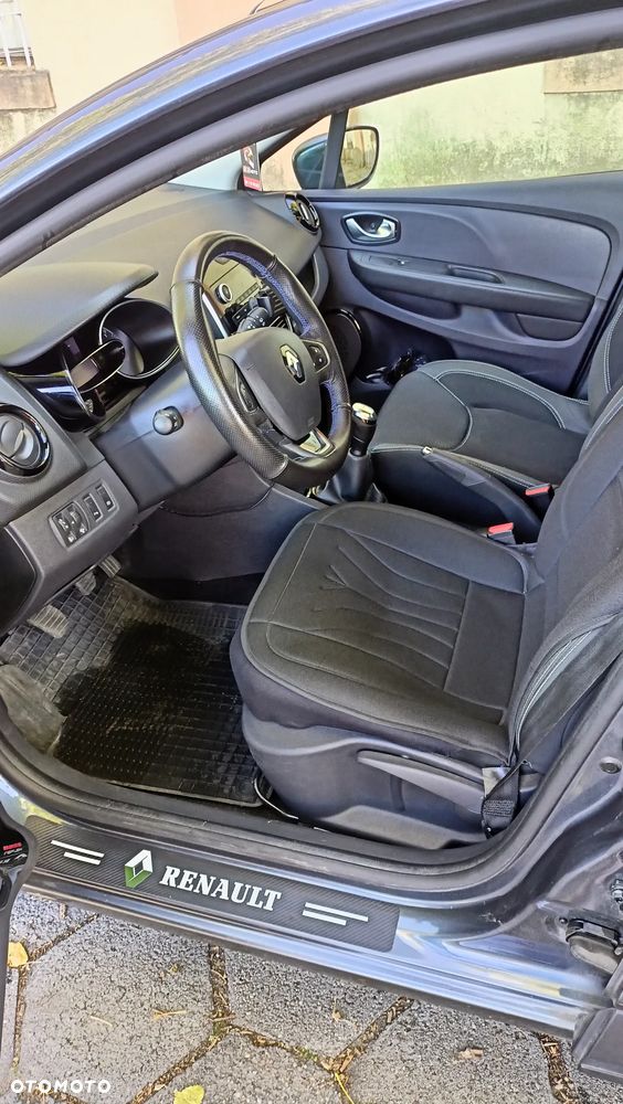 Renault Clio - 20
