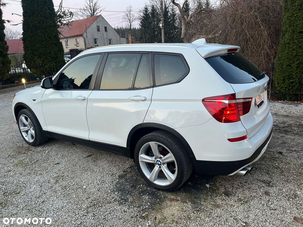 BMW X3 xDrive28i xLine - 9