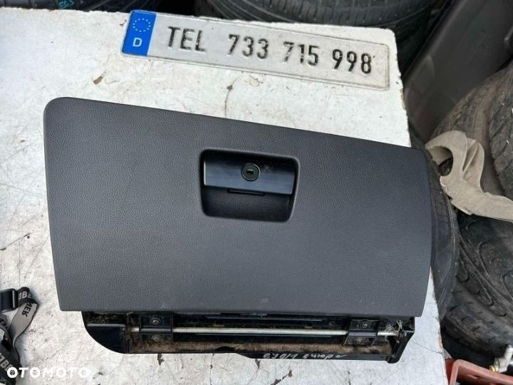Schowek pasażera Europa czarny ładny Bmw e90 e91 - 1