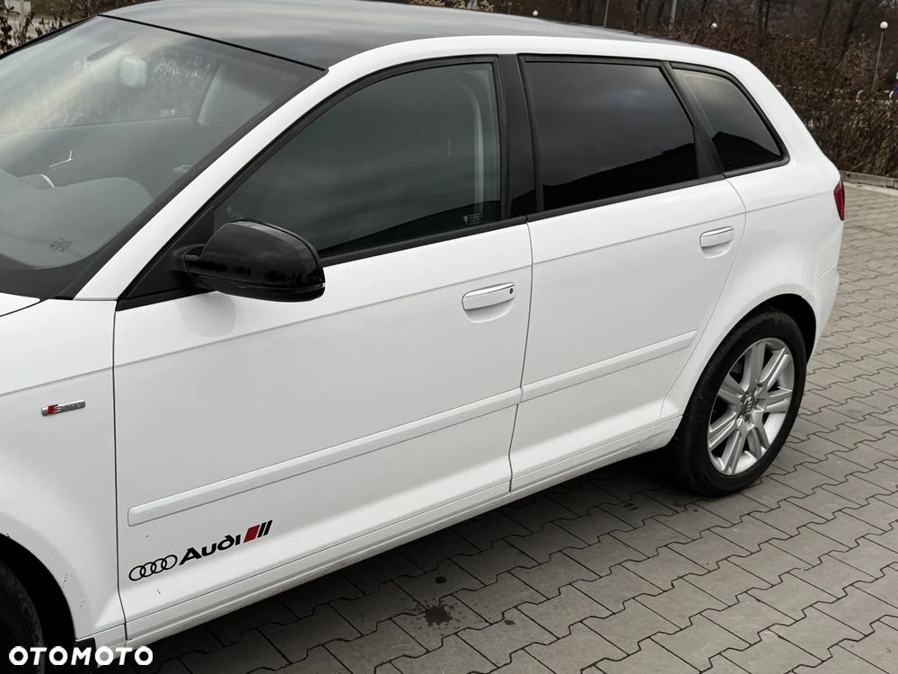 Audi A3 Sportback 1.6 TDI Attraction - 12