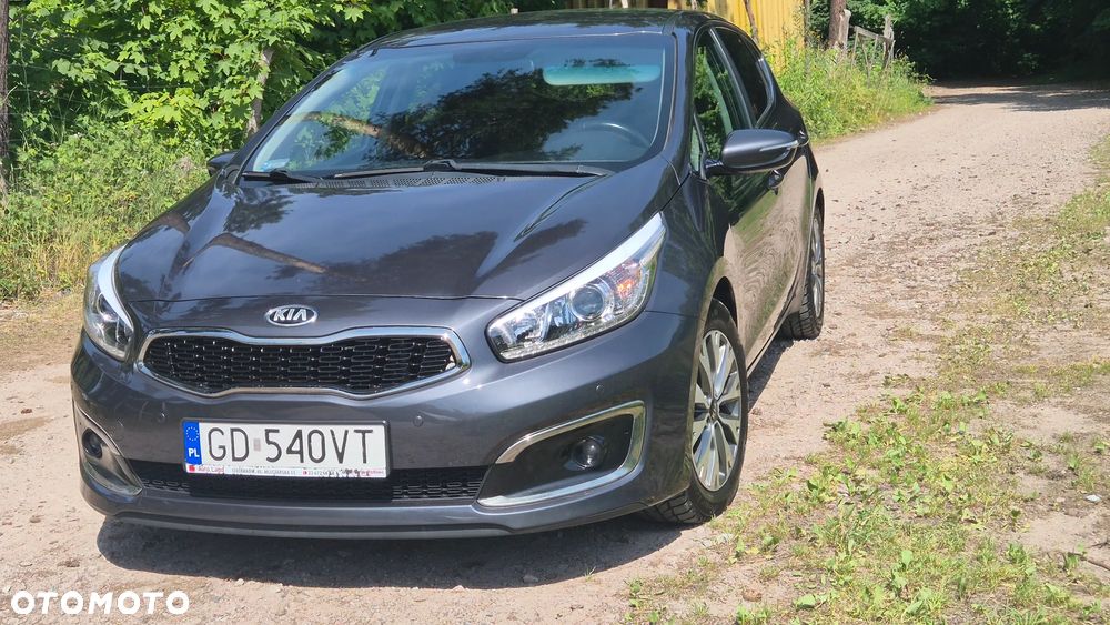 Kia Ceed 1.6 CRDi L Business Line DCT - 4